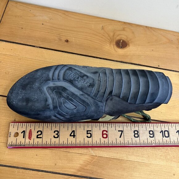 Evolv DeMorto Rock Climbing Shoes Lace-Up Black/Yellow Men's US Size 5.5 - Picture 10 of 12